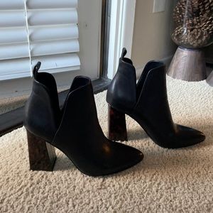 Heeled booties